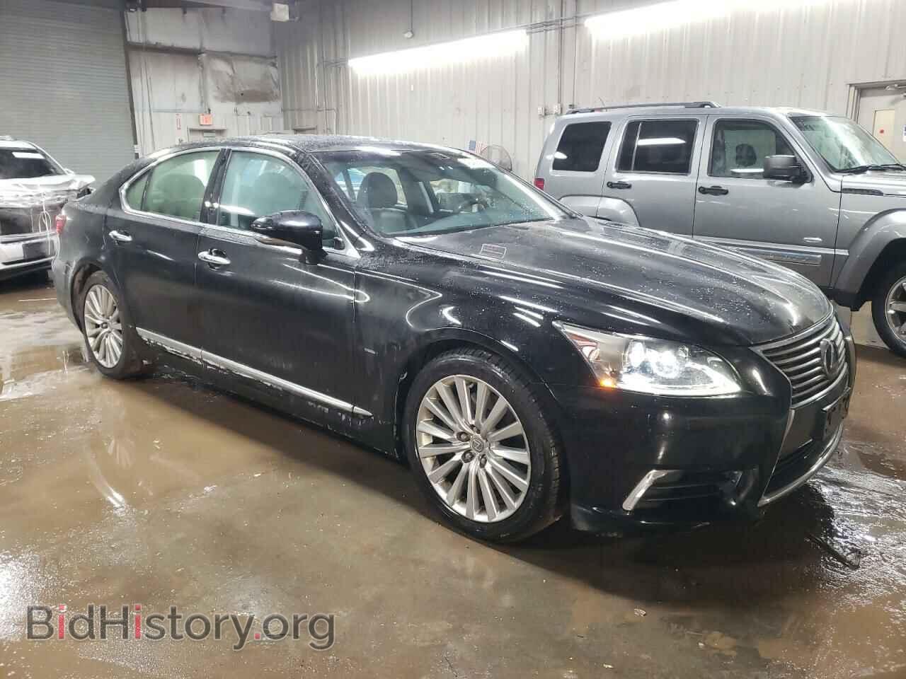 2016 LEXUS LS460 - VIN: JTHCL5EF2G5027355 - Photo 4