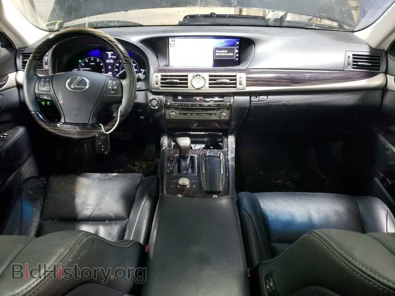 2016 LEXUS LS460 - VIN: JTHCL5EF2G5027355 - Photo 8