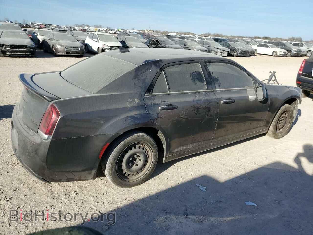 2017 CHRYSLER 300 - VIN: 2C3CCABT5HH625815 - Фото 3