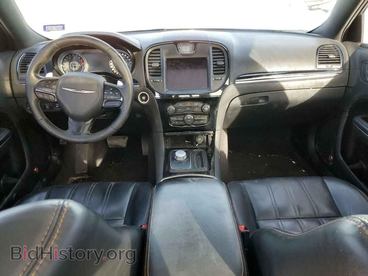 2017 CHRYSLER 300 - VIN: 2C3CCABT5HH625815 - Фото 8