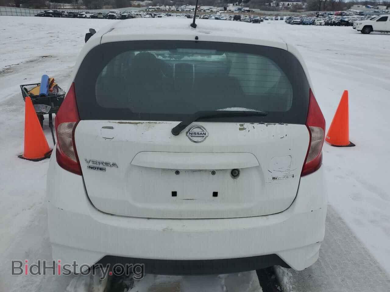 2018 NISSAN VERSA - VIN: 3N1CE2CP9JL360054 - Photo 6