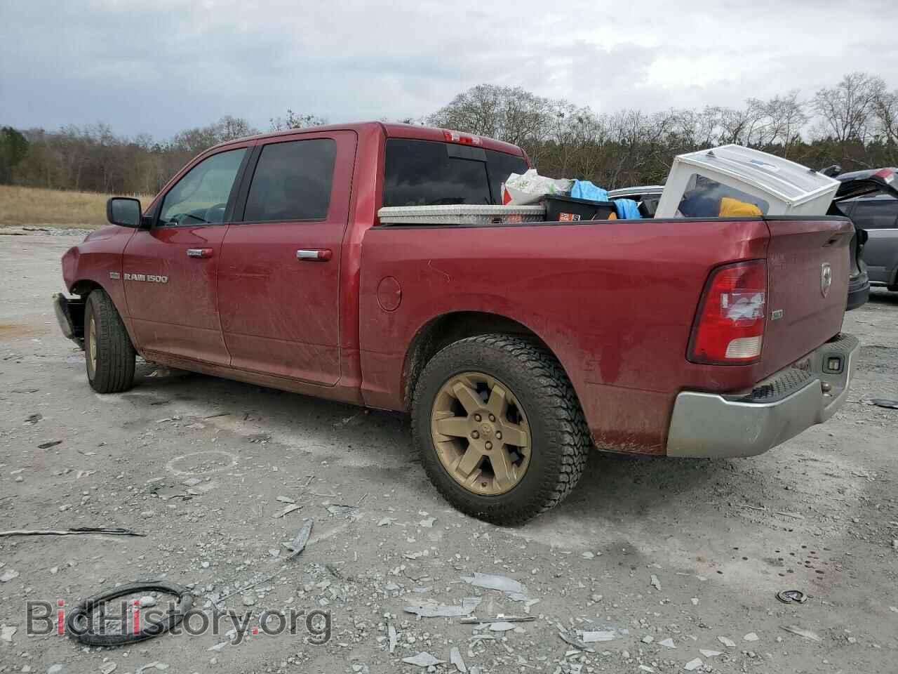 2011 DODGE RAM 1500 - VIN: 1D7RB1CT0BS567707 - Фото 2