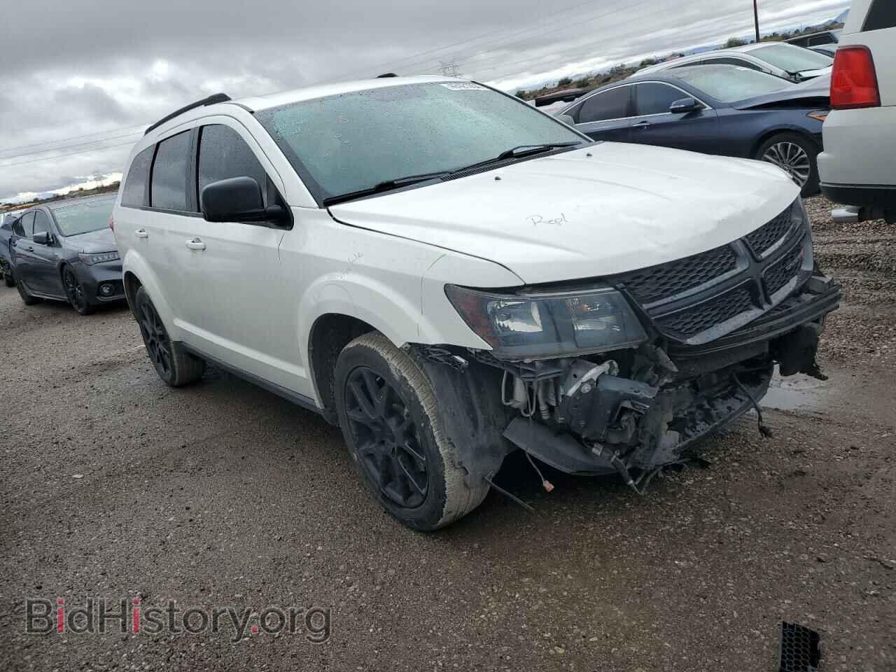 2017 DODGE JOURNEY - VIN: 3C4PDCBBXHT560593 - Фото 4
