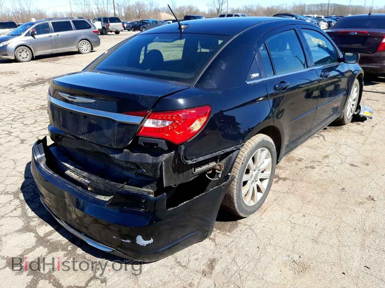 2013 CHRYSLER 200 - VIN: 1C3CCBBG6DN703481 - Фото 4