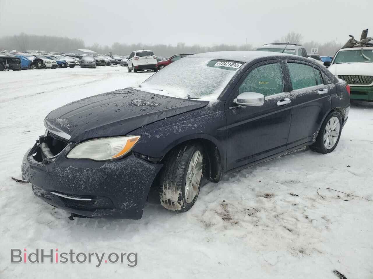 Photo 1C3BC1FB1BN527893 - CHRYSLER 200 2011