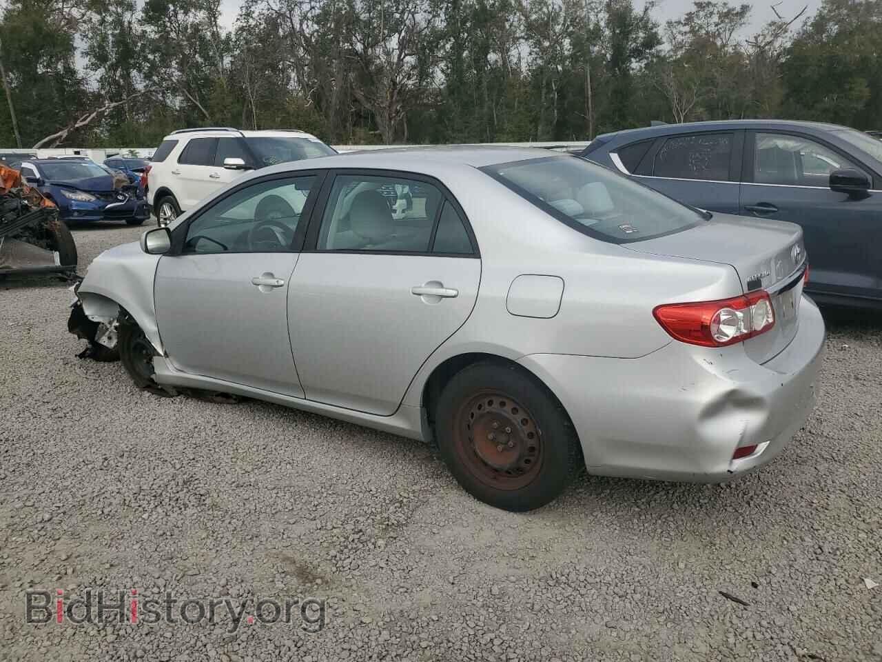 2011 TOYOTA COROLLA - VIN: 2T1BU4EE5BC573817 - Фото 2