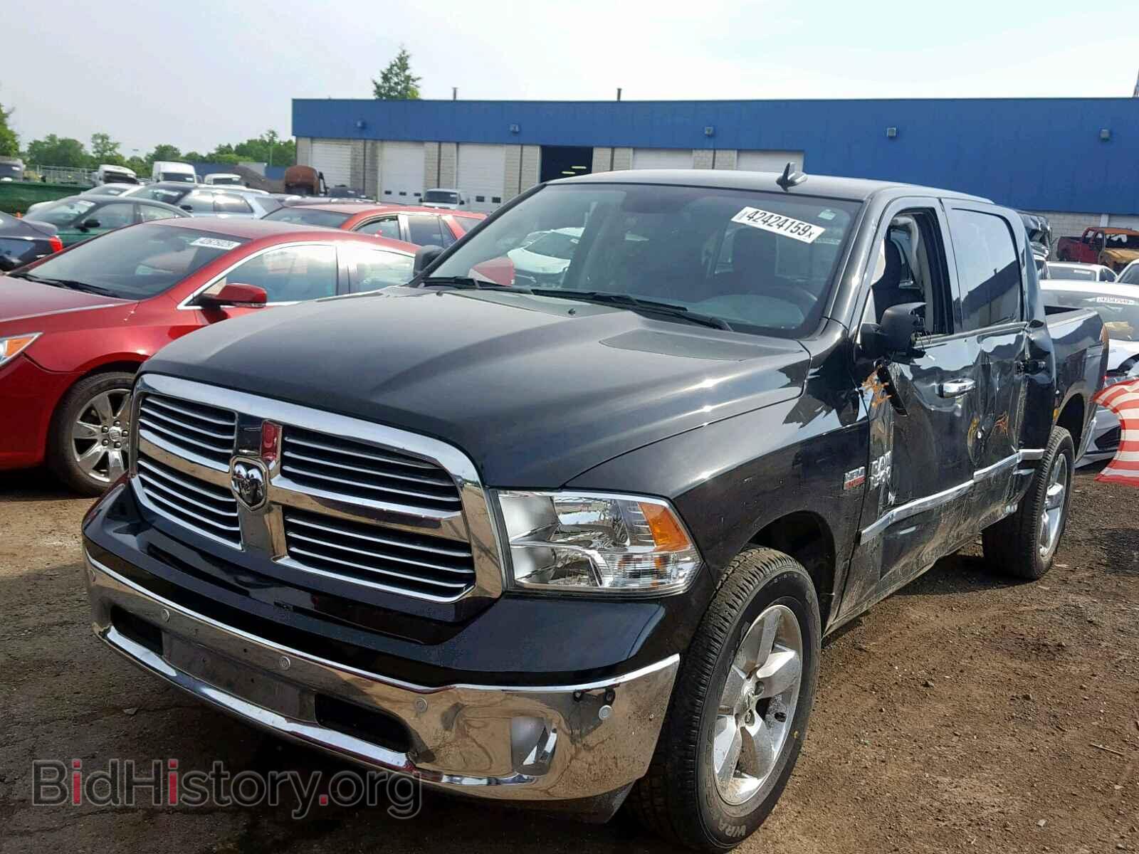 2017 RAM 1500 SLT - VIN: 3C6RR7LT0HG708596 - Фото 2