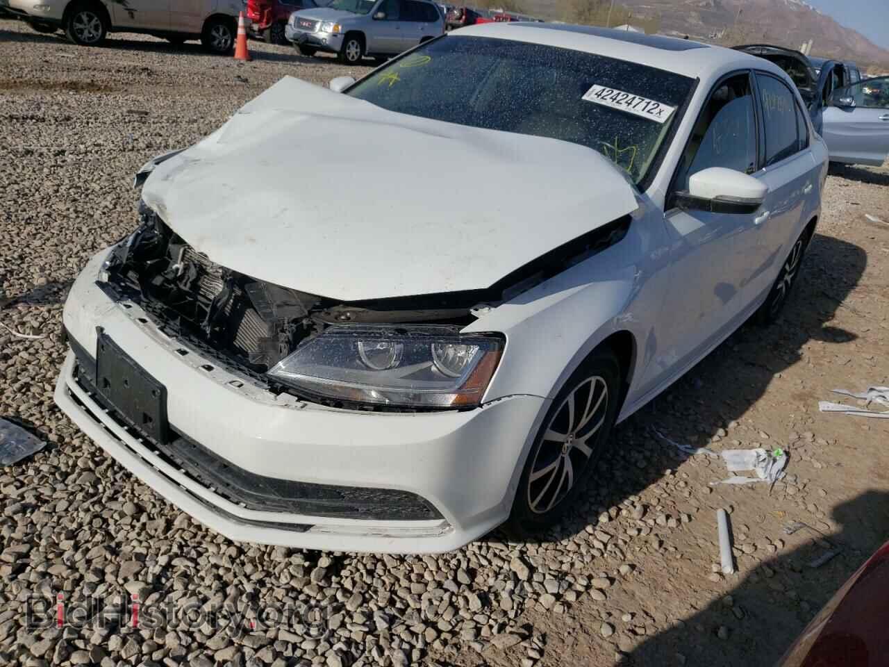 2017 VOLKSWAGEN JETTA - VIN: 3VWDB7AJ5HM304832 - Фото 2