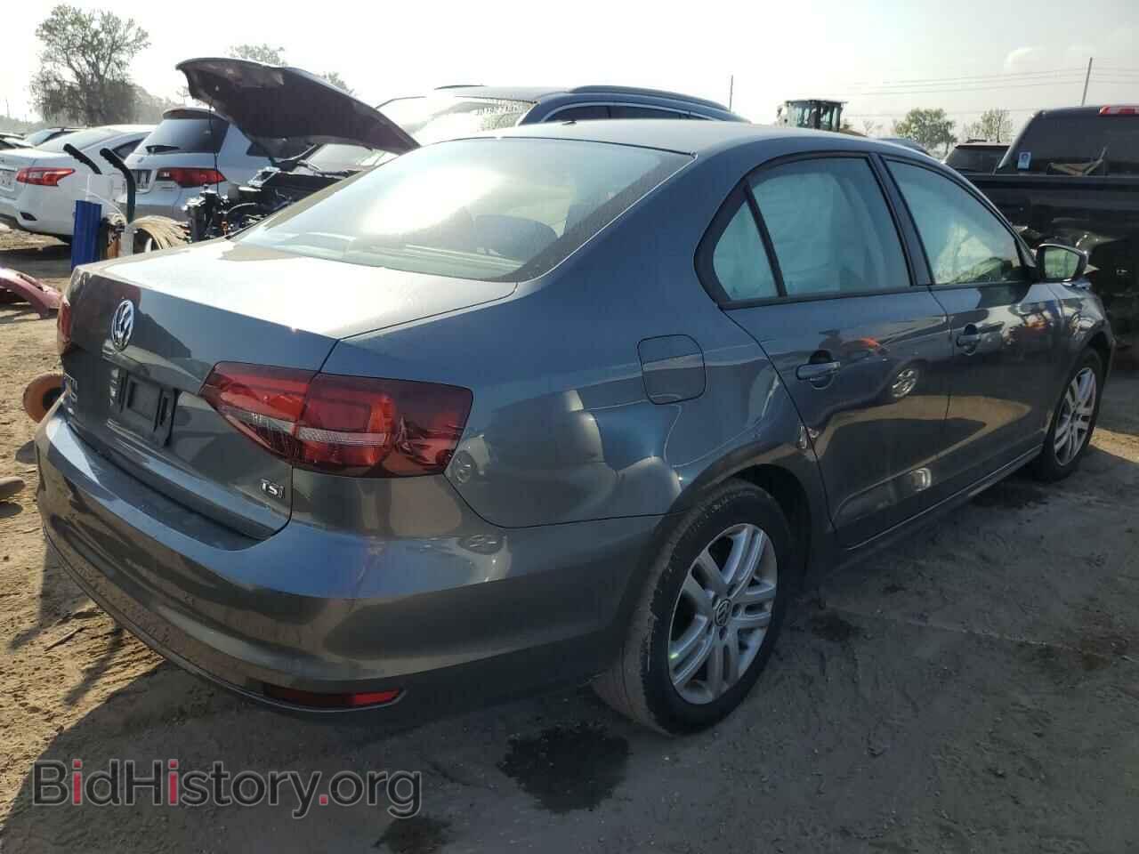 2018 VOLKSWAGEN JETTA - VIN: 3VW2B7AJ7JM212876 - Фото 3