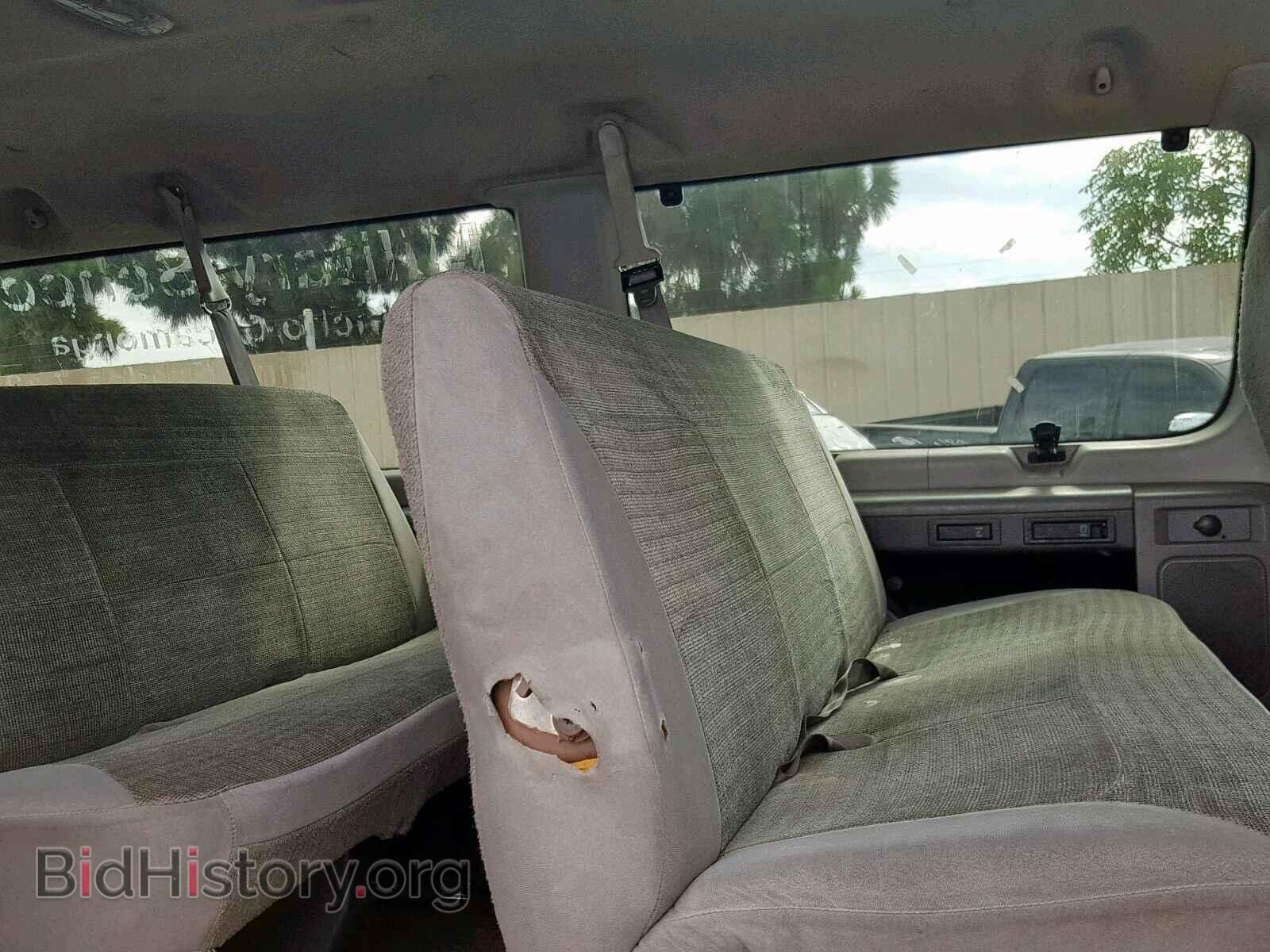 2004 FORD ECONOLINE - VIN: 1FBSS31S14HA78979 - Фото 6