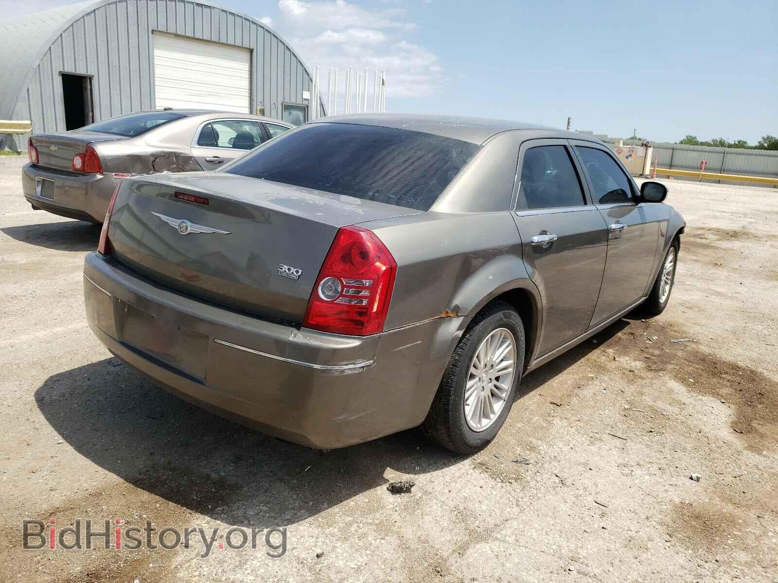 2010 CHRYSLER 300 - VIN: 2C3CA4CD4AH105156 - Фото 4