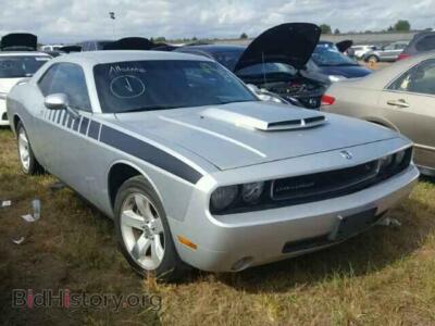 2010 Dodge CHALLENGER, серебристый — VIN 2B3CJ5DT1AH249482, Copart