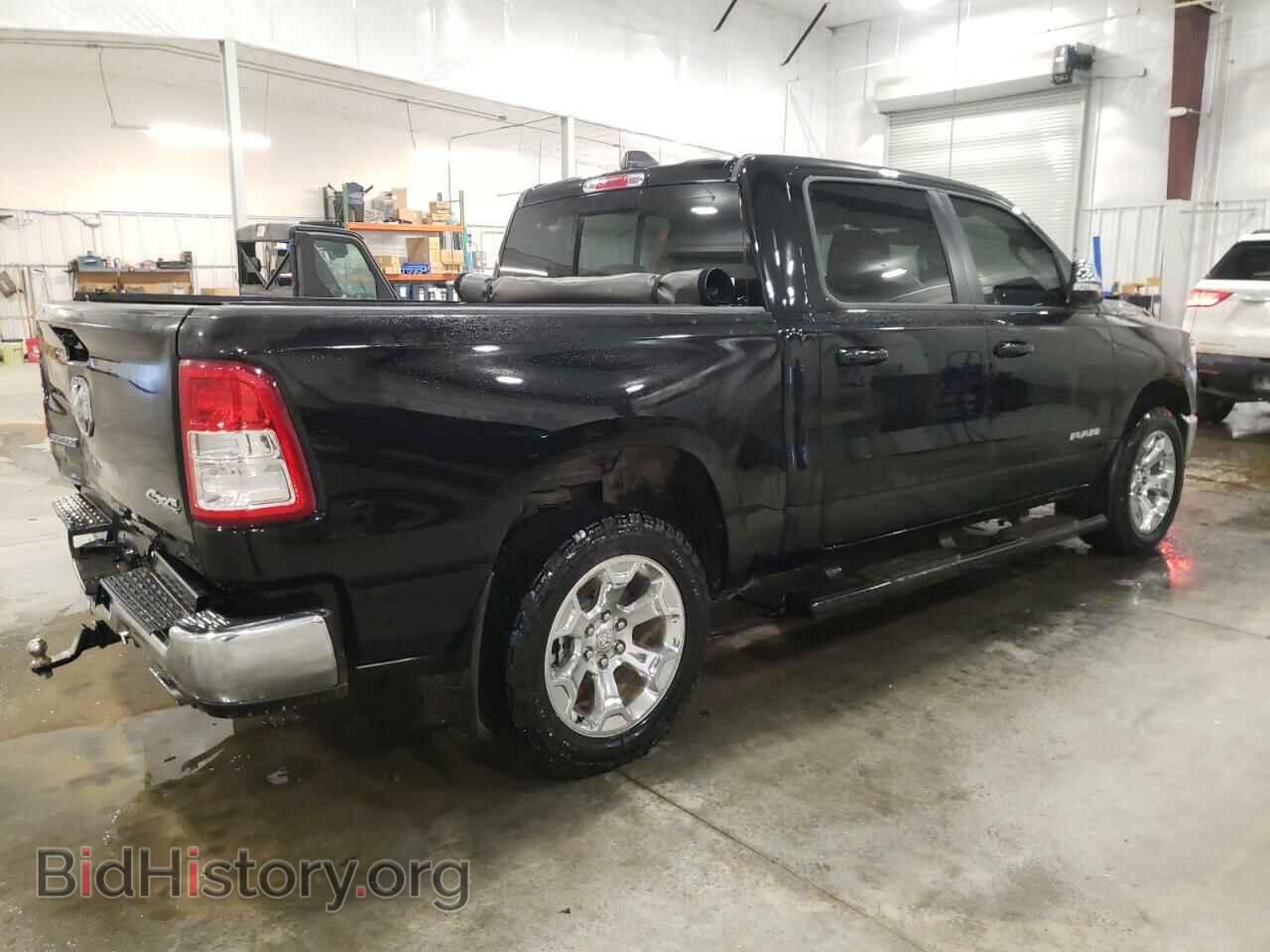 2021 RAM 1500 - VIN: 1C6SRFFT8MN637463 - Фото 3
