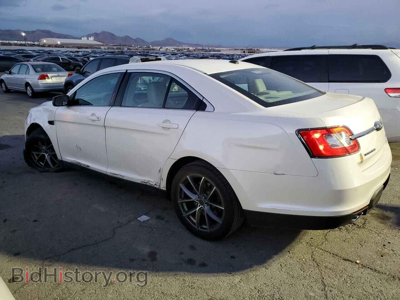 2011 FORD TAURUS - VIN: 1FAHP2FW0BG111122 - Photo 2
