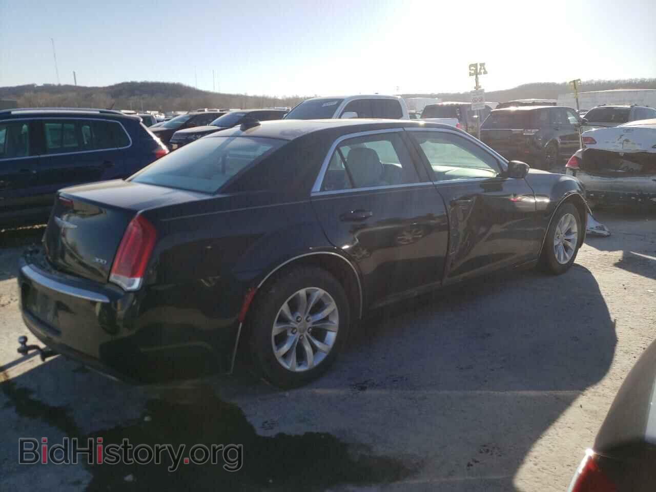 2016 CHRYSLER 300 - VIN: 2C3CCAAG5GH273967 - Фото 3