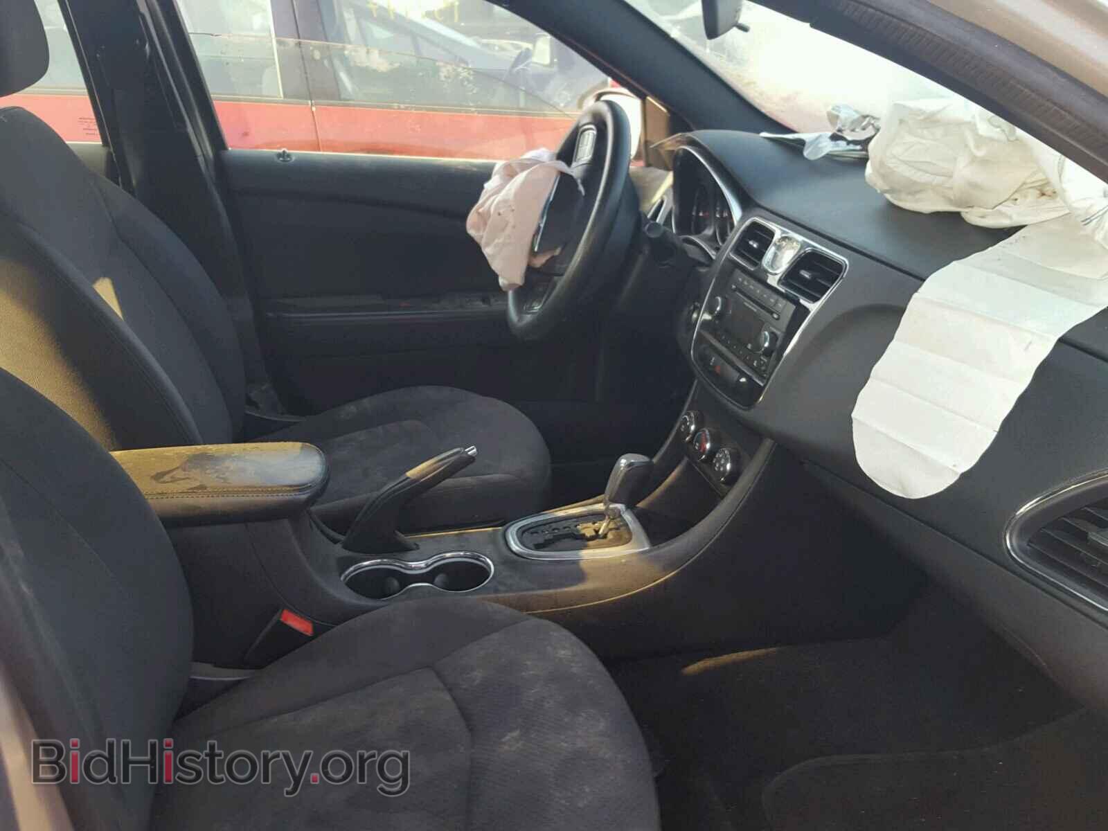 2014 CHRYSLER 200 - VIN: 1C3CCBAB7EN210562 - Фото 5