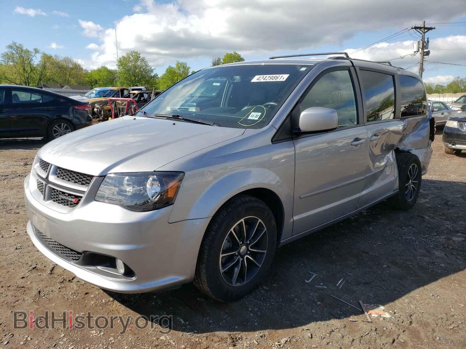 2017 DODGE GRAND CARA - VIN: 2C4RDGEG9HR731490 - Фото 2