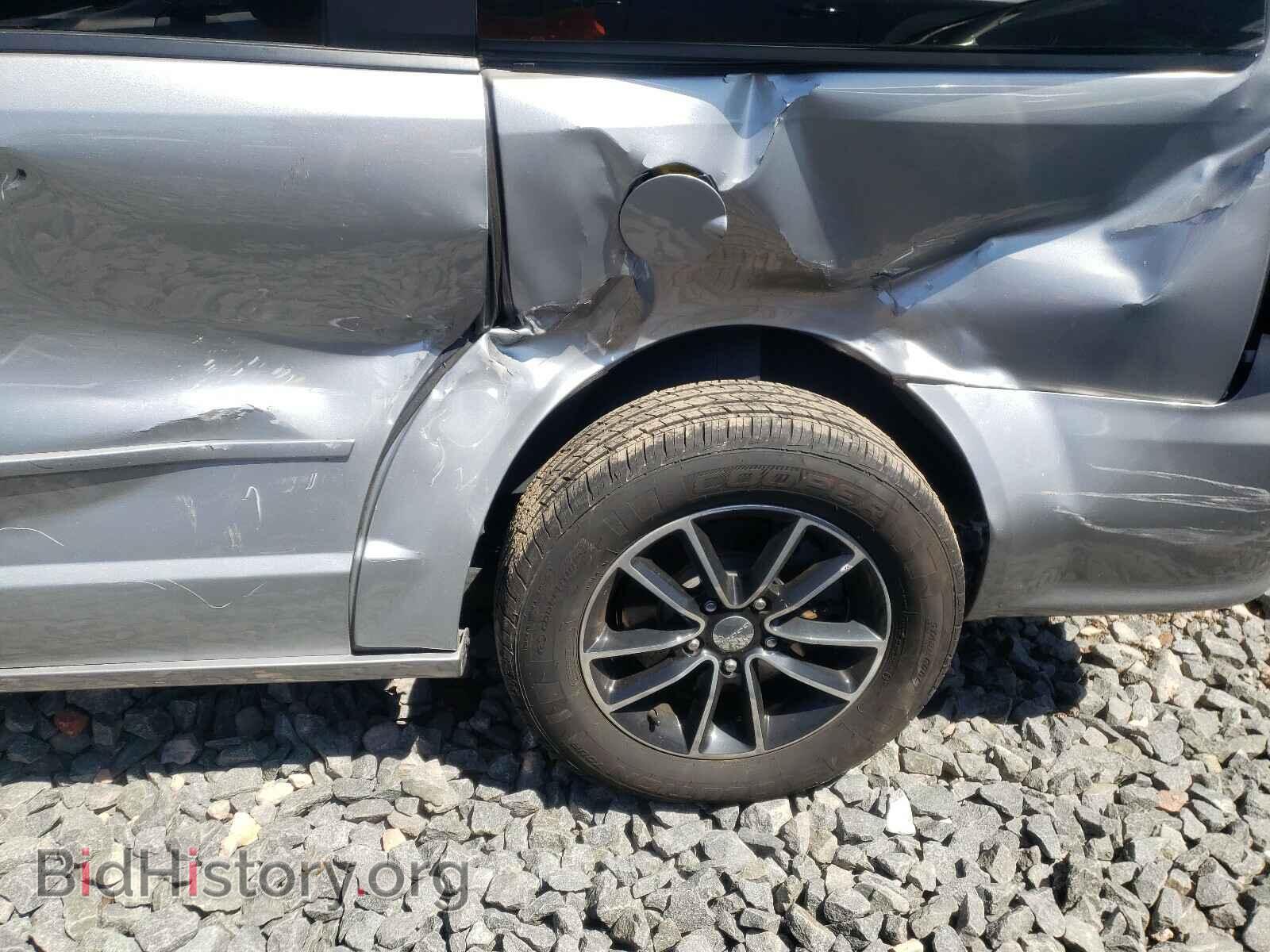 2017 DODGE GRAND CARA - VIN: 2C4RDGEG9HR731490 - Фото 9