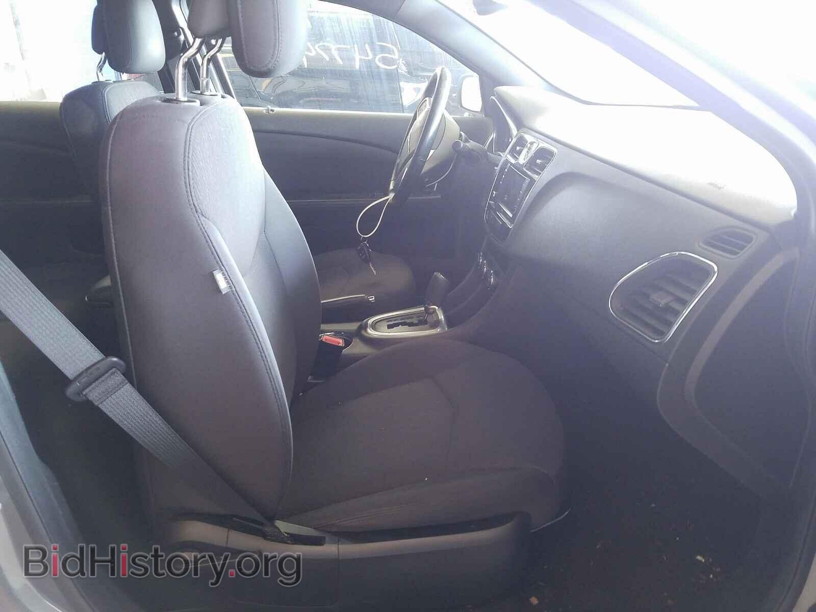 2012 CHRYSLER 200 - VIN: 1C3CCBBB2CN257302 - Фото 5