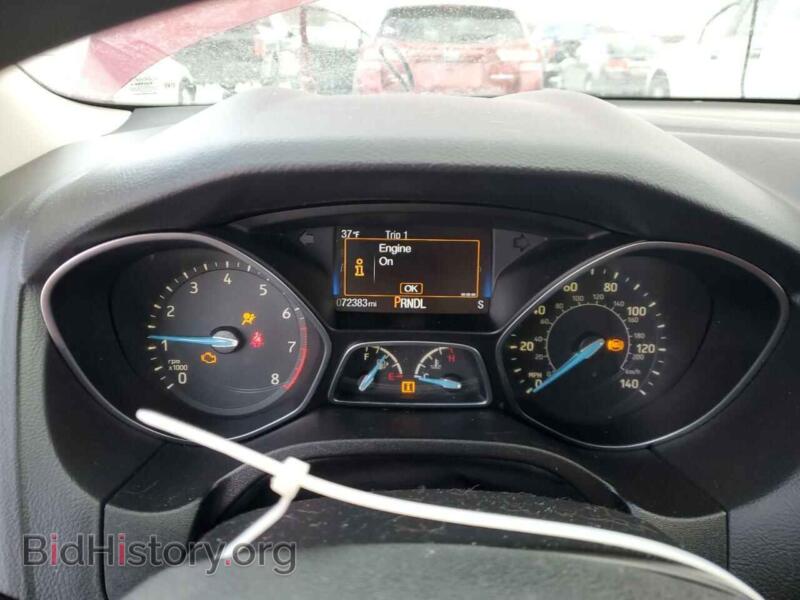 2017 Ford FOCUS (VIN 1FADP3F21HL274976) — photo 9 of 12