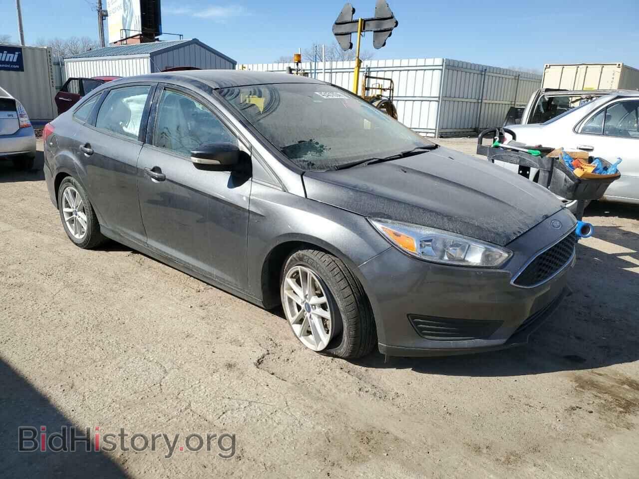2017 FORD FOCUS - VIN: 1FADP3F24HL324852 - Photo 4