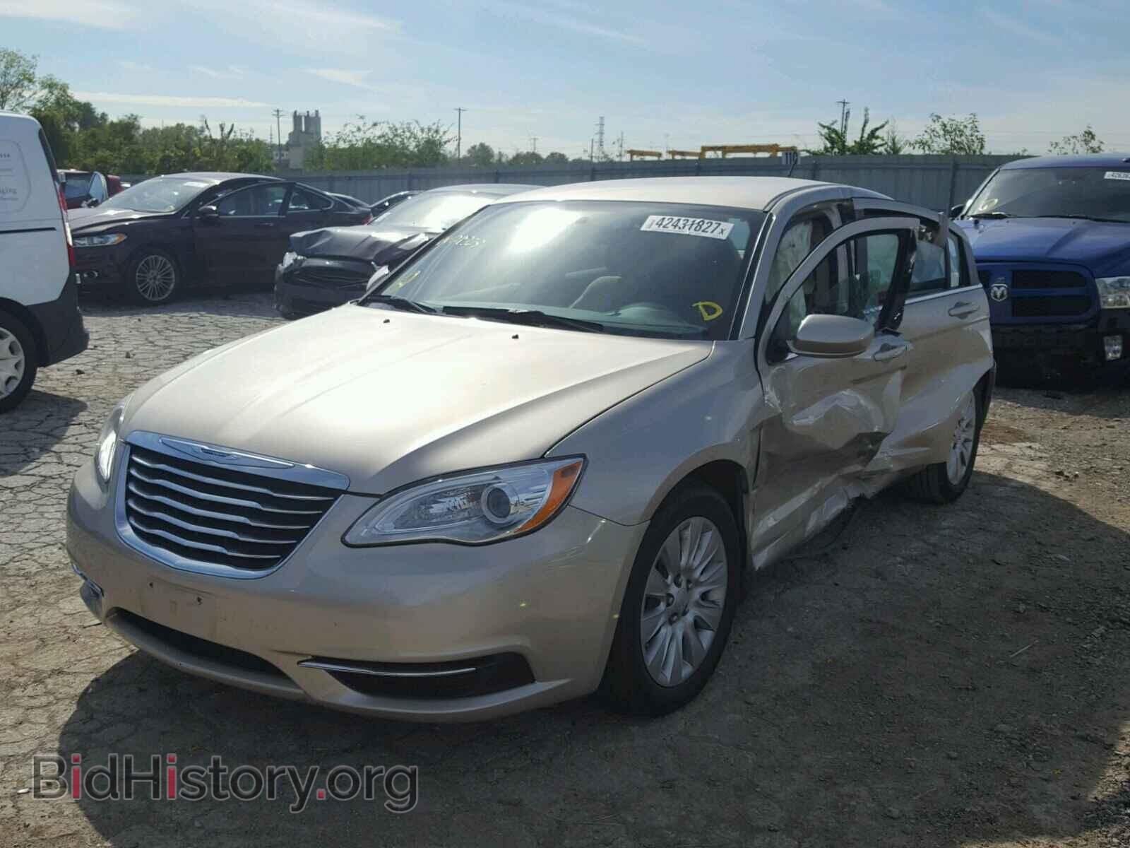 2014 CHRYSLER 200 - VIN: 1C3CCBAG5EN128325 - Фото 2