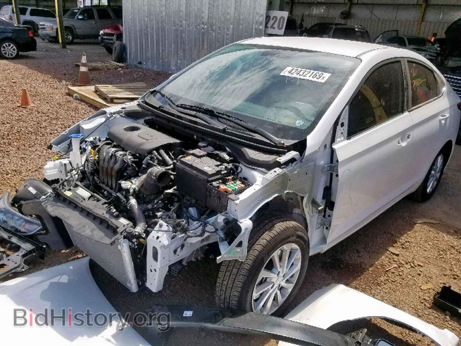 2019 HYUNDAI ACCENT - VIN: 3KPC24A35KE061636 - Фото 2