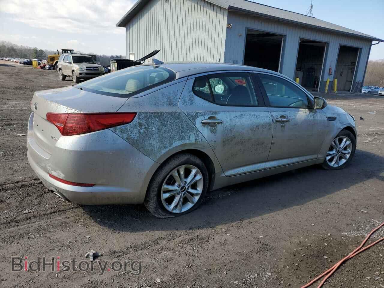2011 KIA OPTIMA - VIN: KNAGN4A70B5082821 - Photo 3