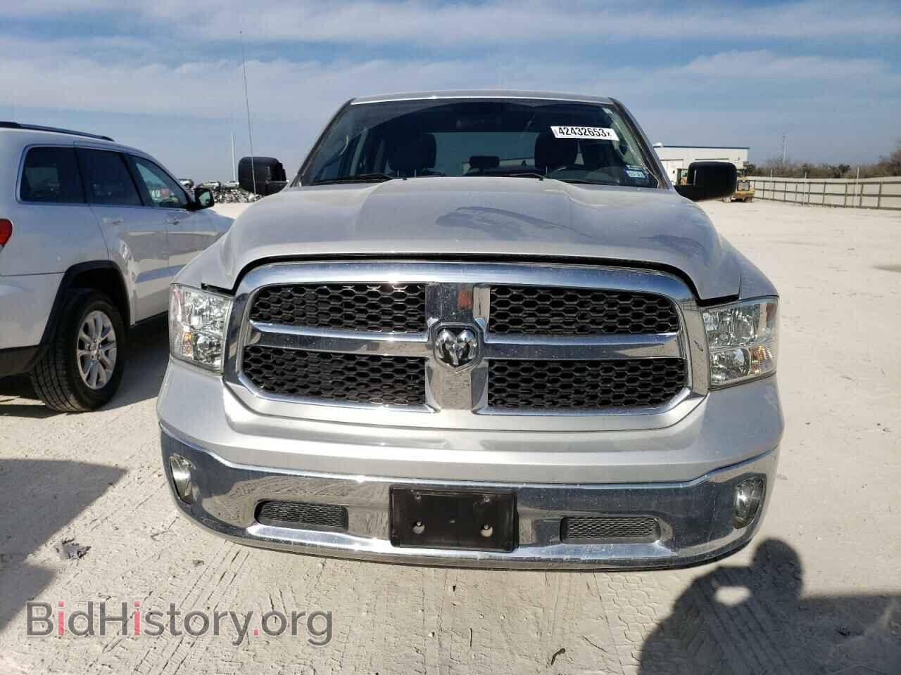 2019 RAM 1500 - VIN: 1C6RR6FG4KS515540 - Фото 5