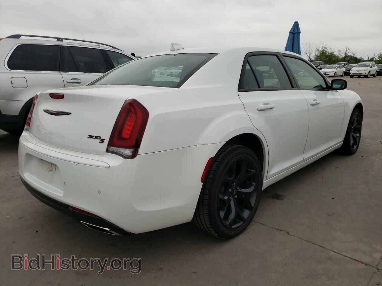 2021 CHRYSLER 300 - VIN: 2C3CCABG2MH545384 - Фото 4