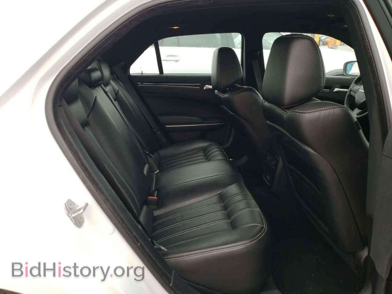 2021 CHRYSLER 300 - VIN: 2C3CCABG2MH545384 - Фото 6