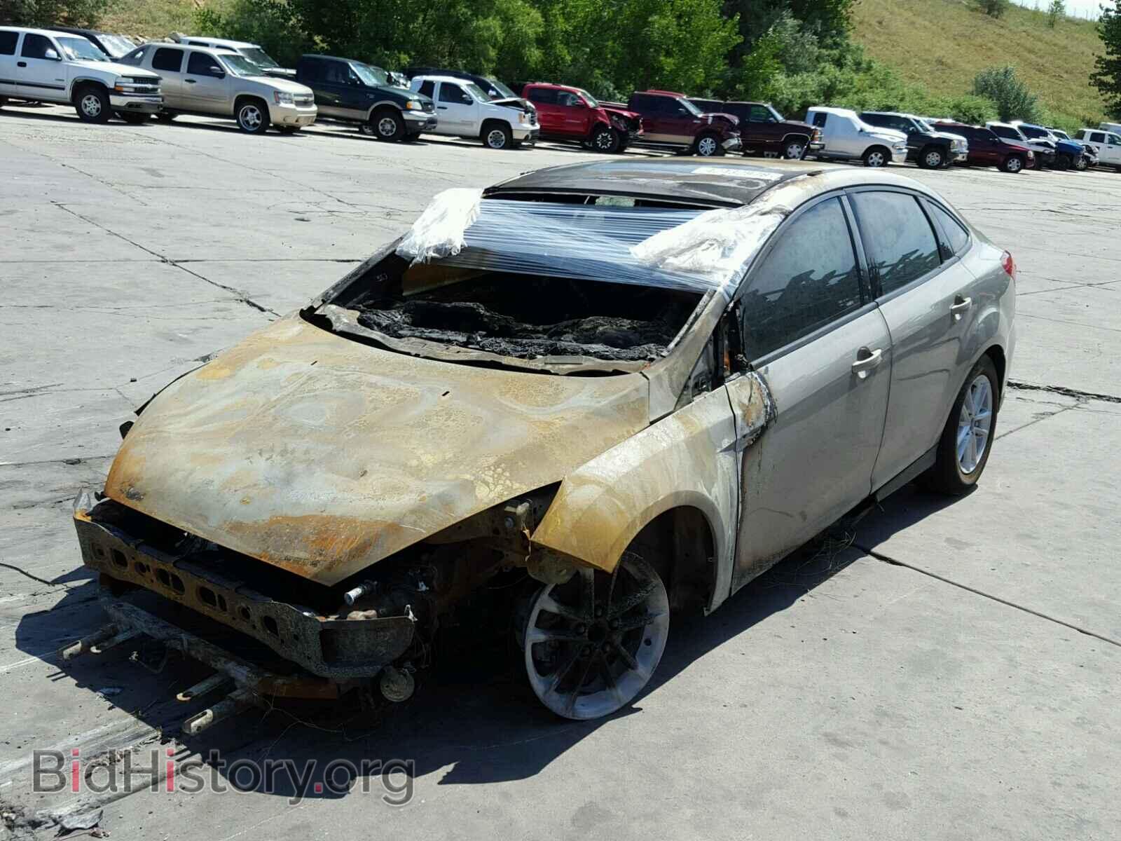 2015 FORD FOCUS SE - VIN: 1FADP3F26FL324011 - Фото 2