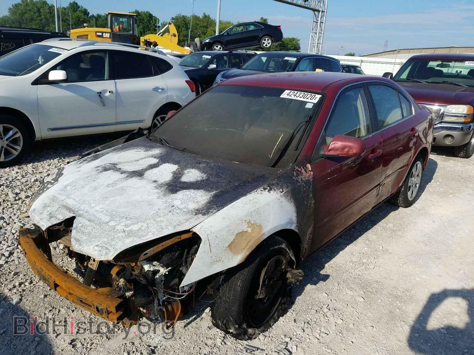 2008 KIA OPTIMA - VIN: KNAGE123285219227 - Фото 2