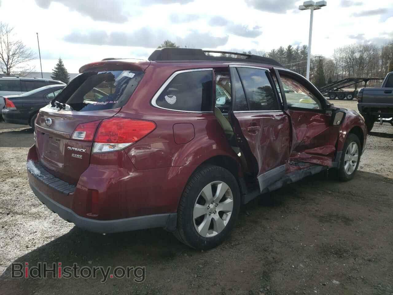 2011 SUBARU OUTBACK - VIN: 4S4BRBGCXB3347116 - Фото 3