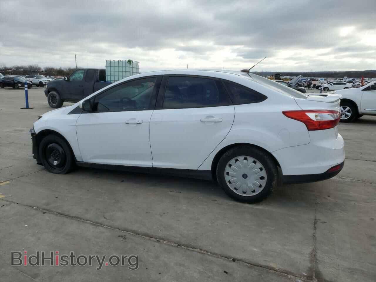 2013 FORD FOCUS - VIN: 1FADP3F20DL183577 - Фото 2