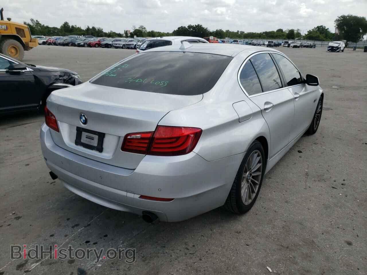 2011 BMW 5 SERIES - VIN: WBAFR7C55BC600737 - Фото 4