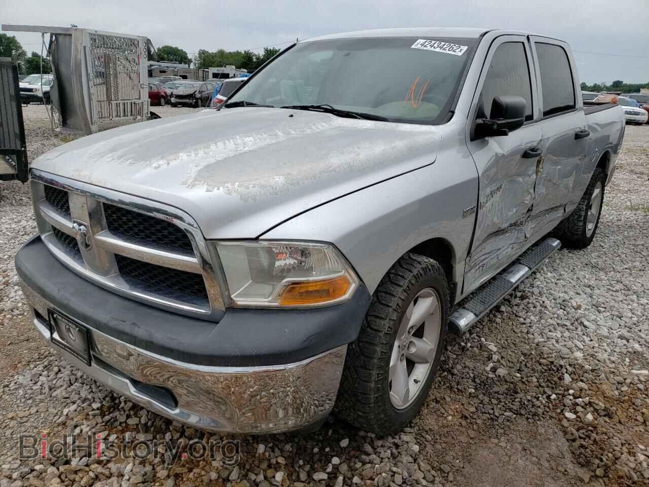 2011 DODGE RAM 1500 - VIN: 1D7RB1CTXBS670925 - Фото 2