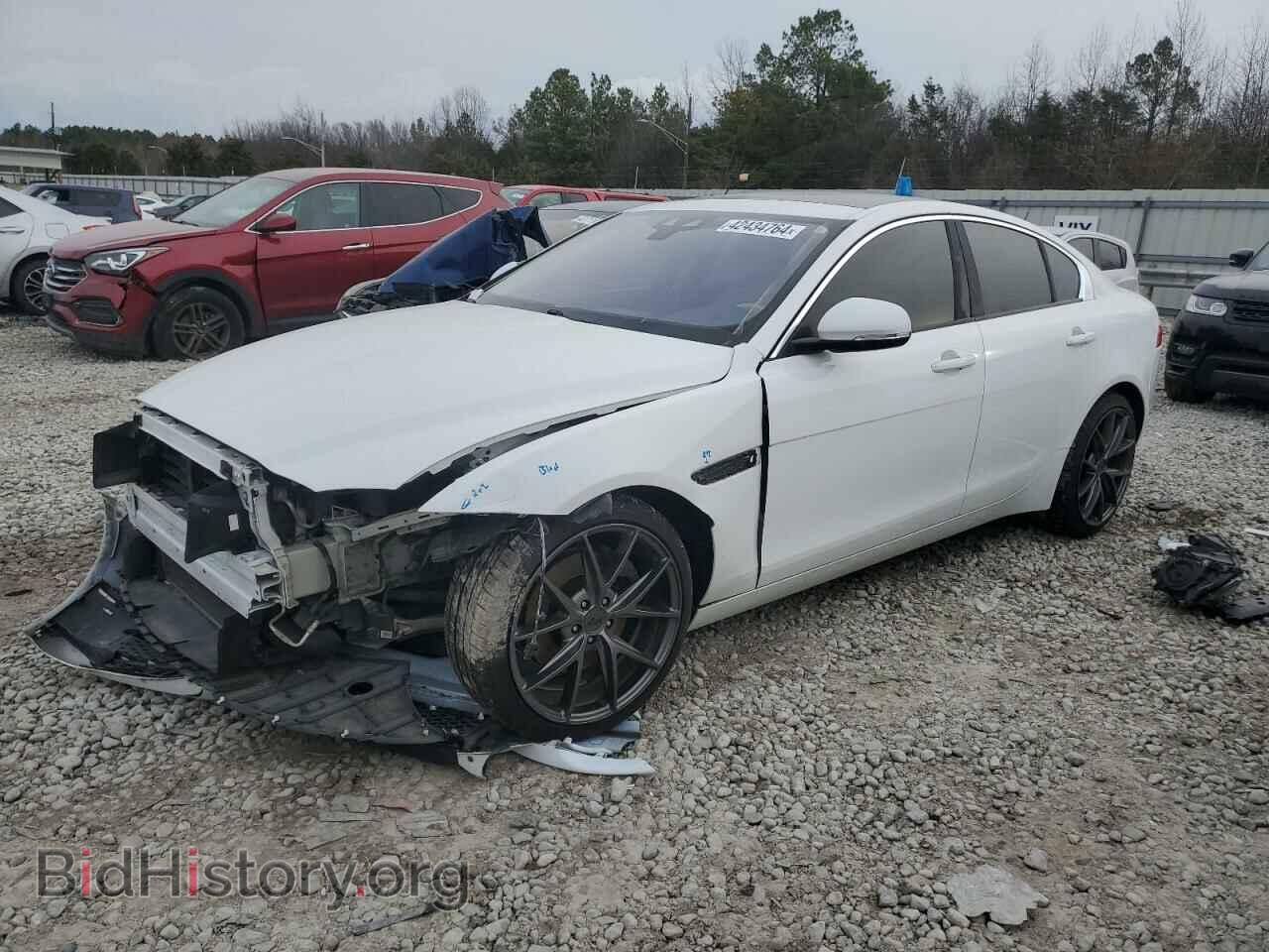 Photo SAJAR4BGXHA974054 - JAGUAR XE 2017