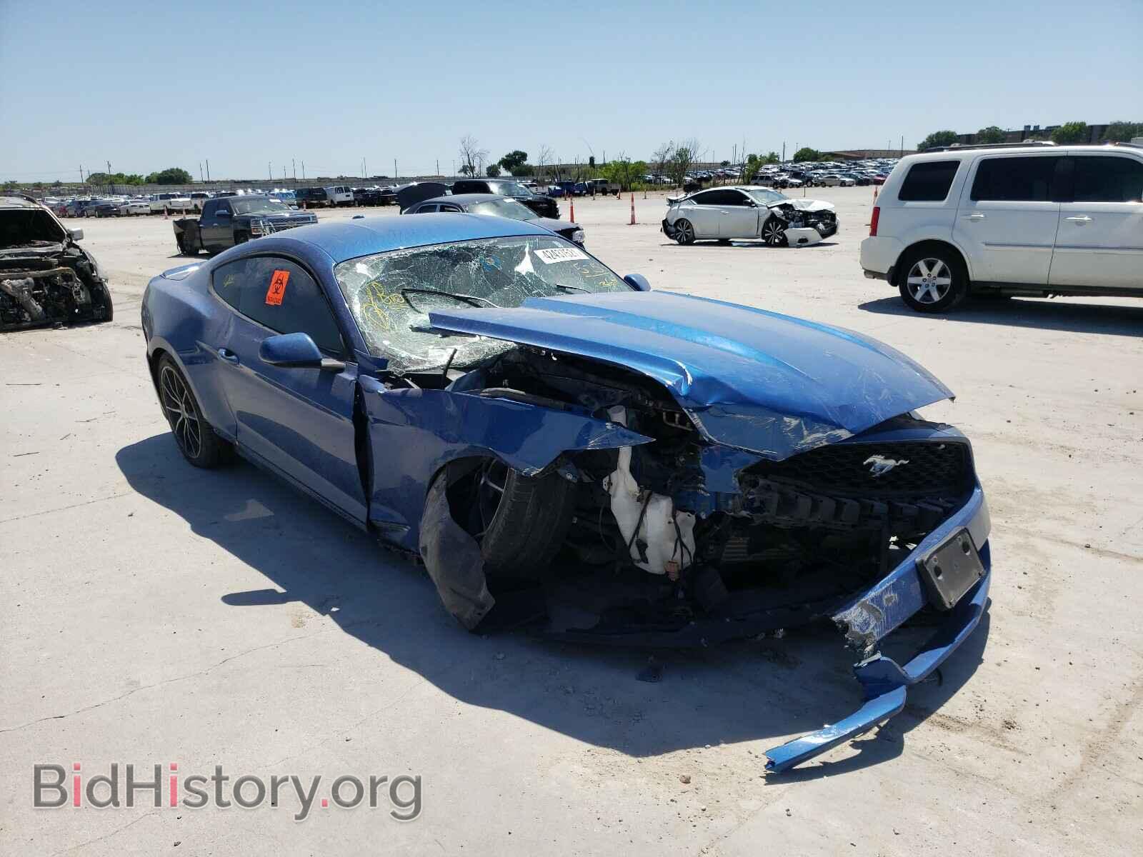Photo 1FA6P8TH3H5336008 - FORD MUSTANG 2017