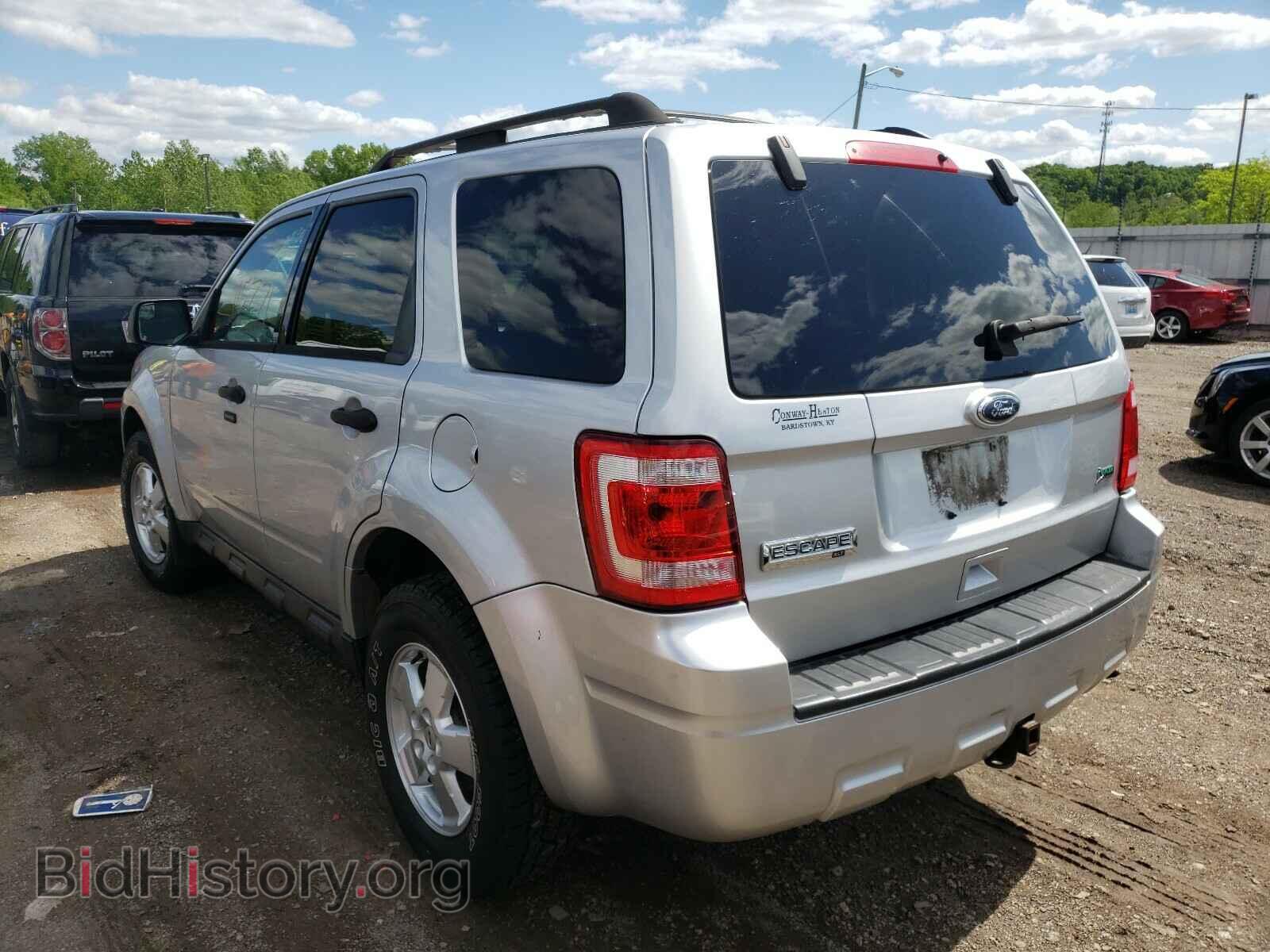 2011 FORD ESCAPE - VIN: 1FMCU9DG9BKA58897 - Фото 3