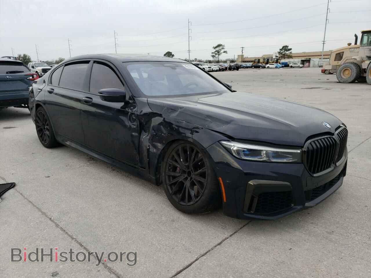 2020 BMW M7 - VIN: WBA7U6C05LCD64662 - Photo 4
