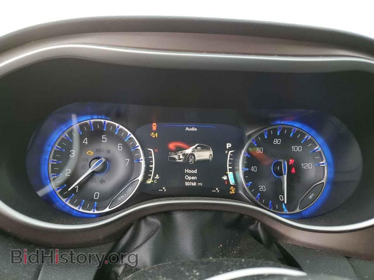 2018 CHRYSLER PACIFICA - VIN: 2C4RC1BG3JR318099 - Фото 9