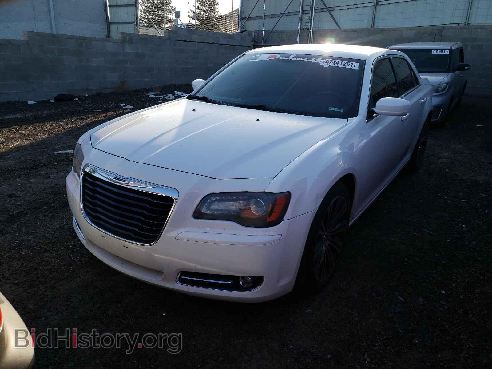 2014 CHRYSLER 300 - VIN: 2C3CCABG9EH179294 - Фото 2
