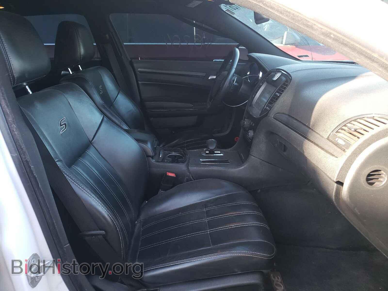 2014 CHRYSLER 300 - VIN: 2C3CCABG9EH179294 - Фото 5