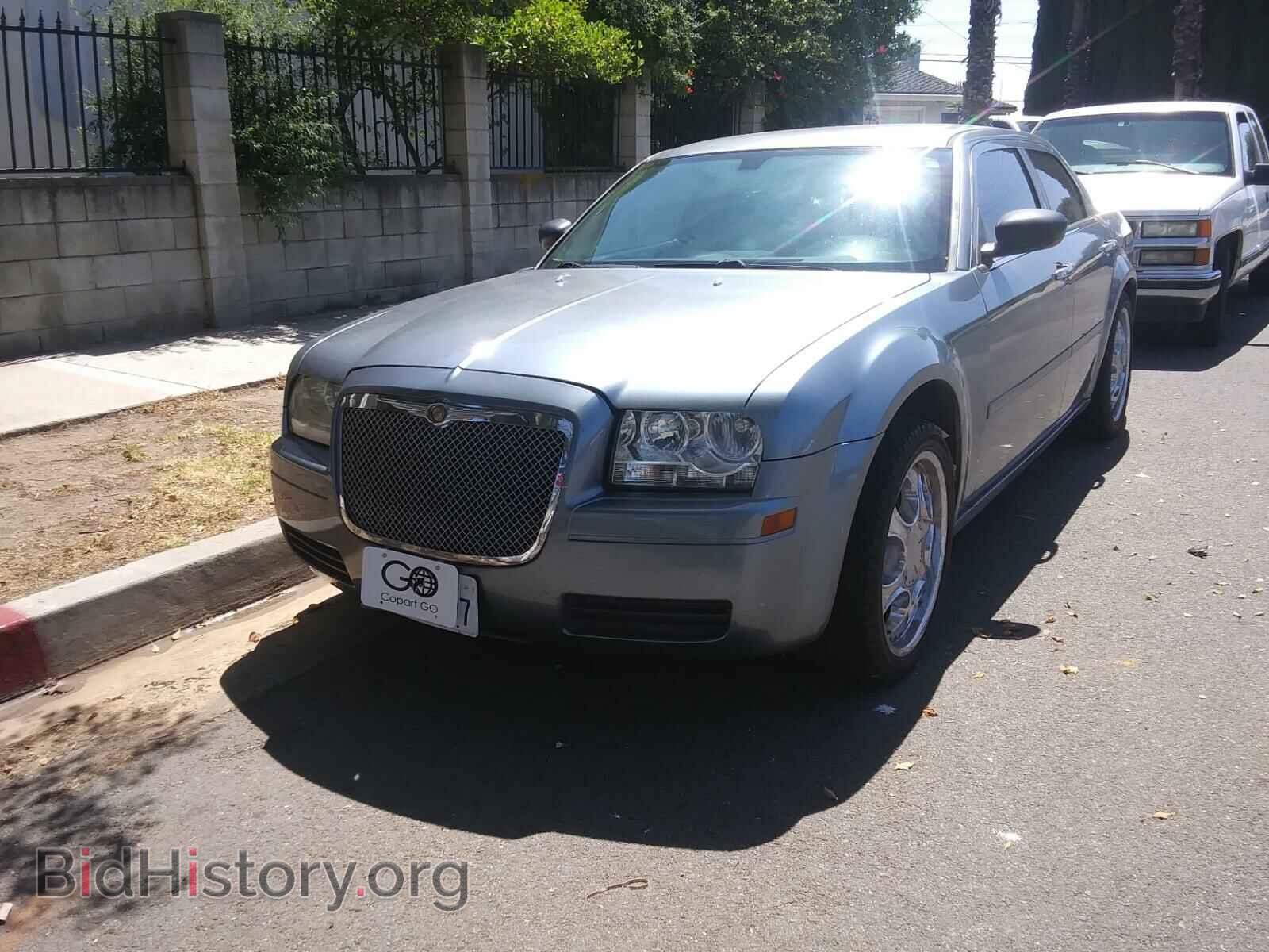 2006 CHRYSLER 300 - VIN: 2C3KA43R06H332519 - Фото 2