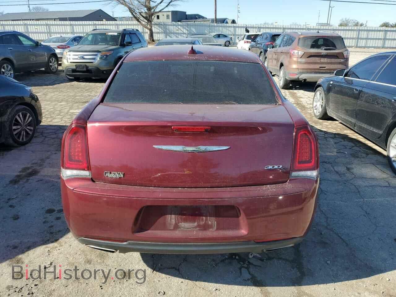 2019 CHRYSLER 300 - VIN: 2C3CCABG3KH565947 - Фото 6