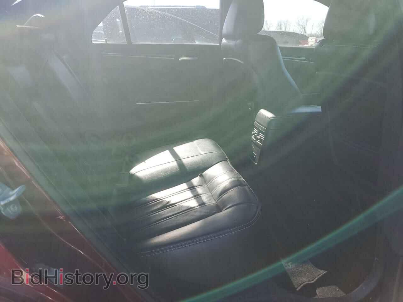 2019 CHRYSLER 300 - VIN: 2C3CCABG3KH565947 - Фото 10