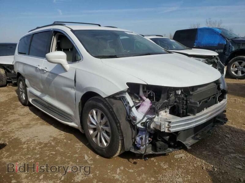 2017 Chrysler PACIFICA (VIN 2C4RC1BG9HR538616) — фото 4 из 14