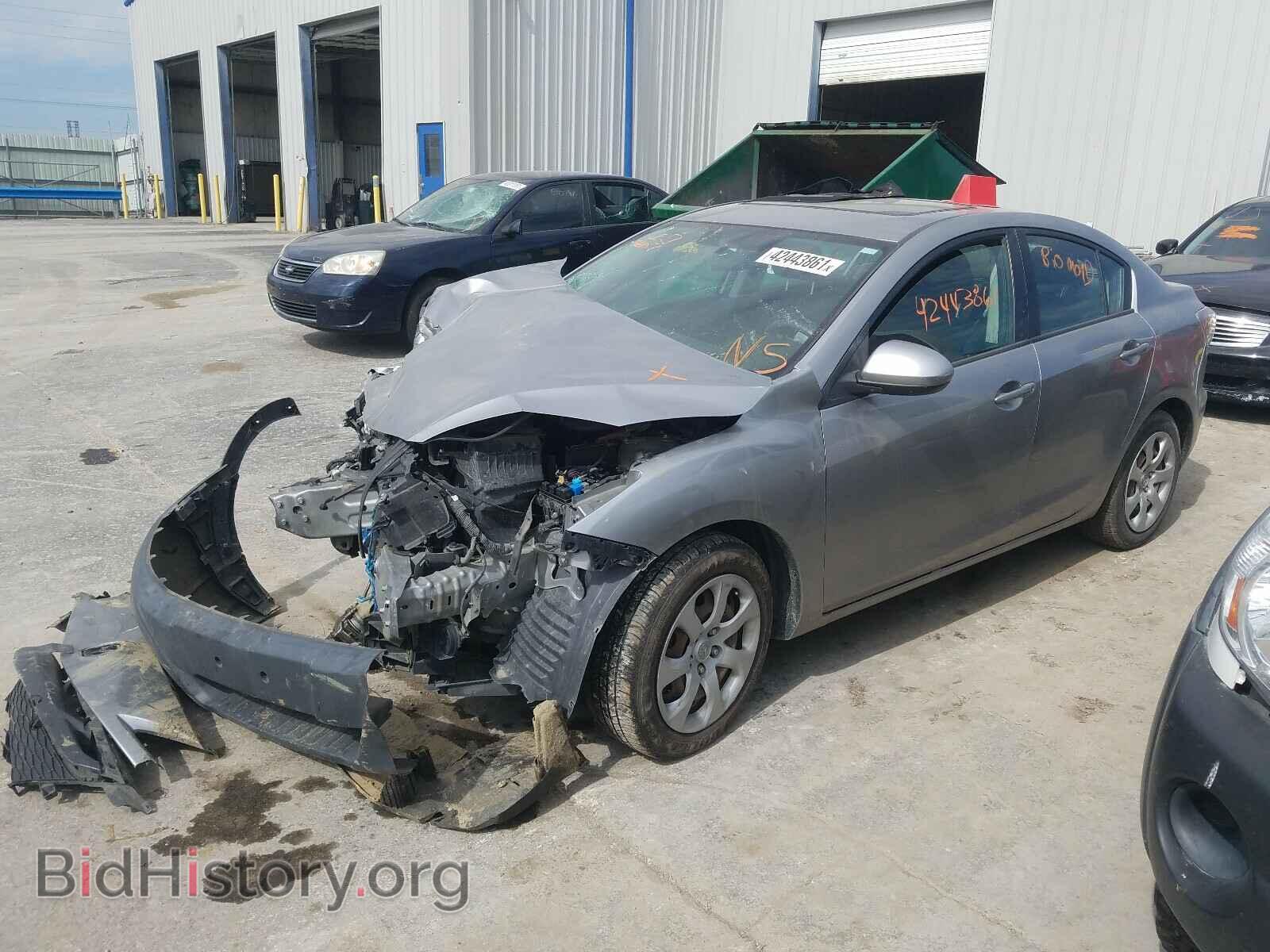 2011 MAZDA 3 - VIN: JM1BL1UF3B1380033 - Фото 2