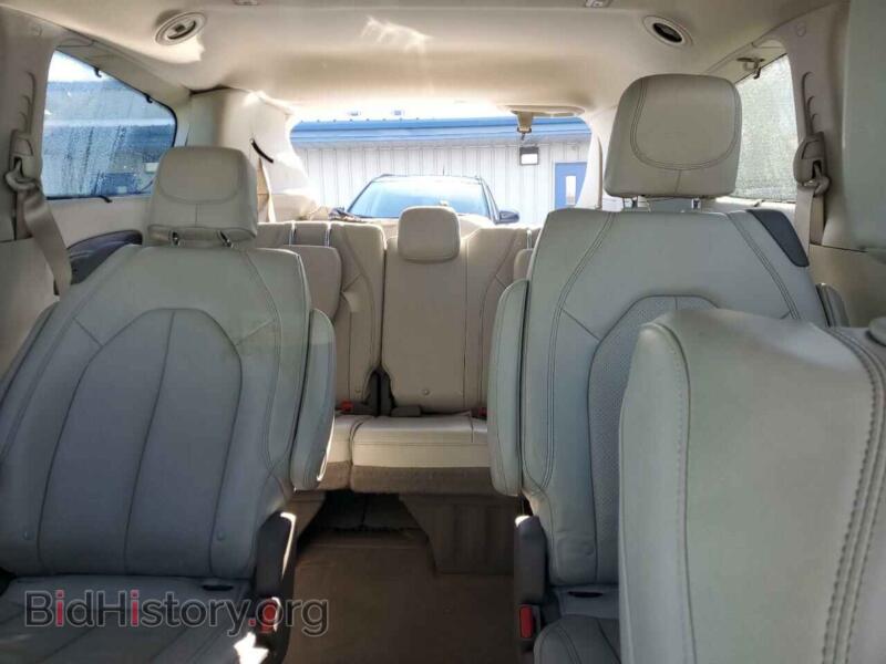 2020 Chrysler PACIFICA (VIN 2C4RC1EG3LR123439) — photo 10 of 14